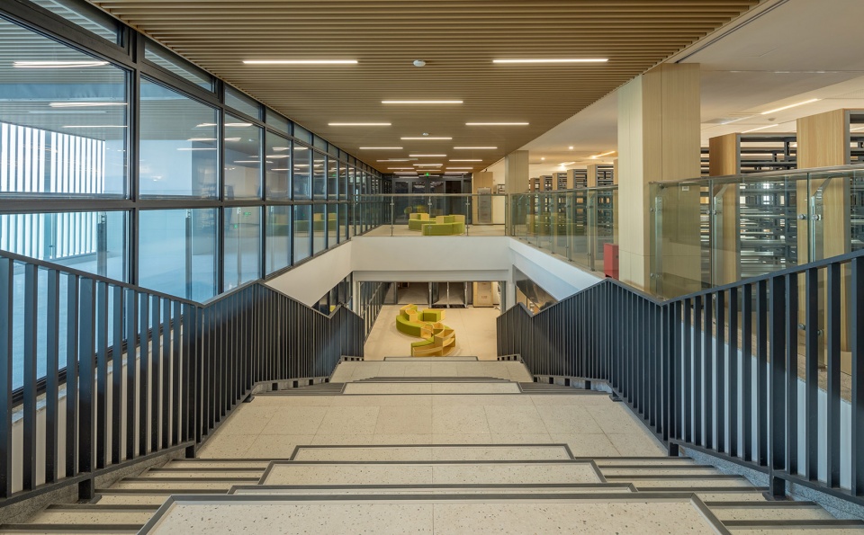 Ningbo Tong Dizhou Experimental School by cd studio