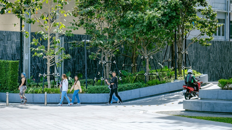 PUNN SMART WORKSPACE Landscape design by REC STUDIO