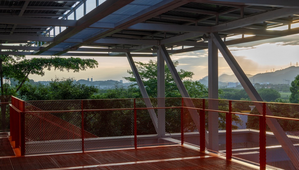 The Stage Reimagined in Qiangxia Village by Zizu Studio