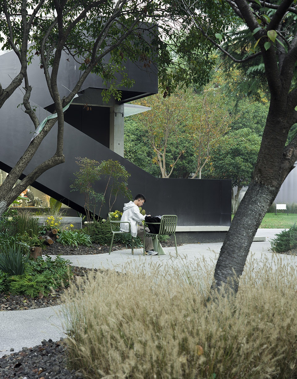 G CUBE by Zhejiang University of Technology