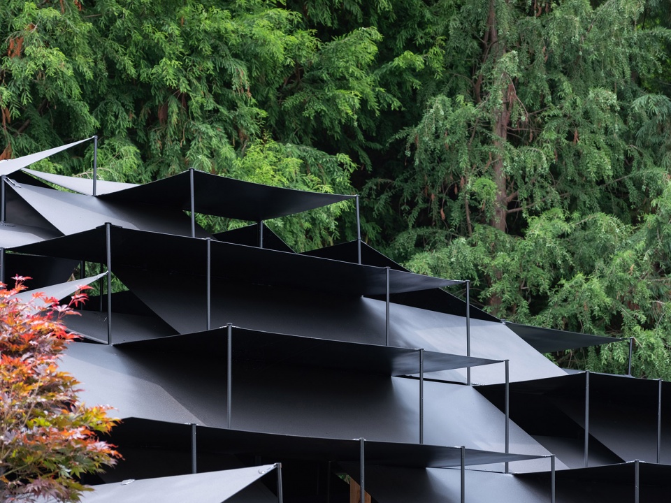 Laoyuting Pavilion by Atelier Deshaus