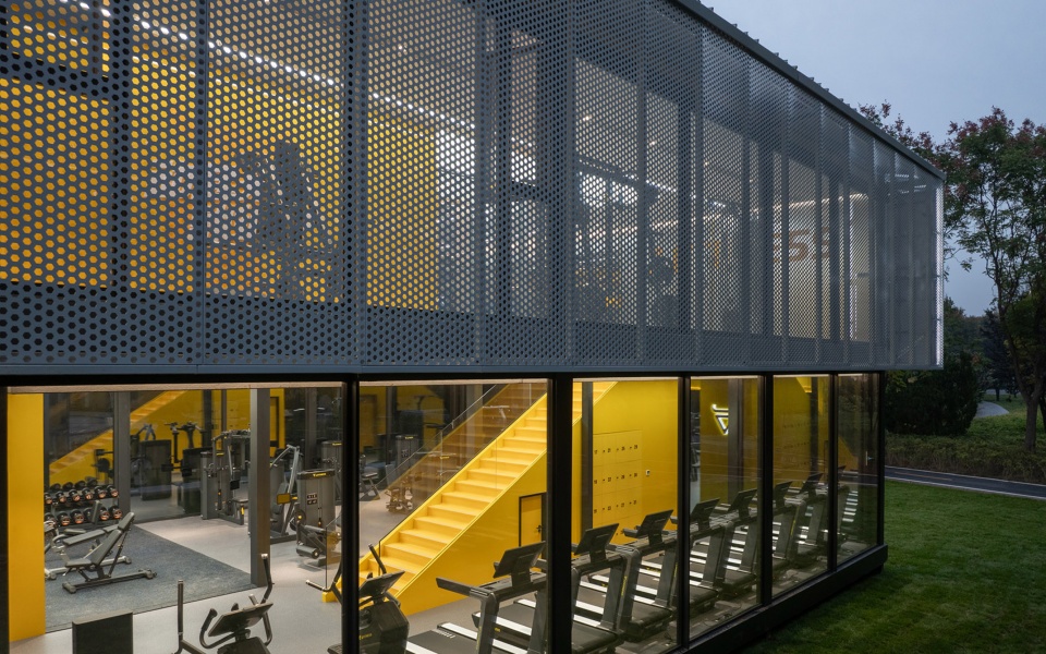 J Fitness MiC Smart Gym by Domain Architects J Fitness MiC Smart Gym by Domain Architects