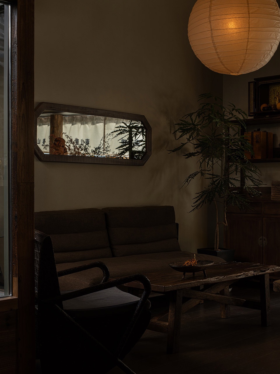 Chun Shan wang Mountain Hotpot by Kongshanji Studio