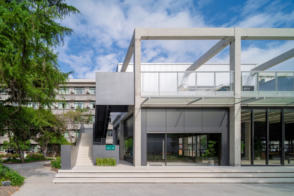 G CUBE by Zhejiang University of Technology
