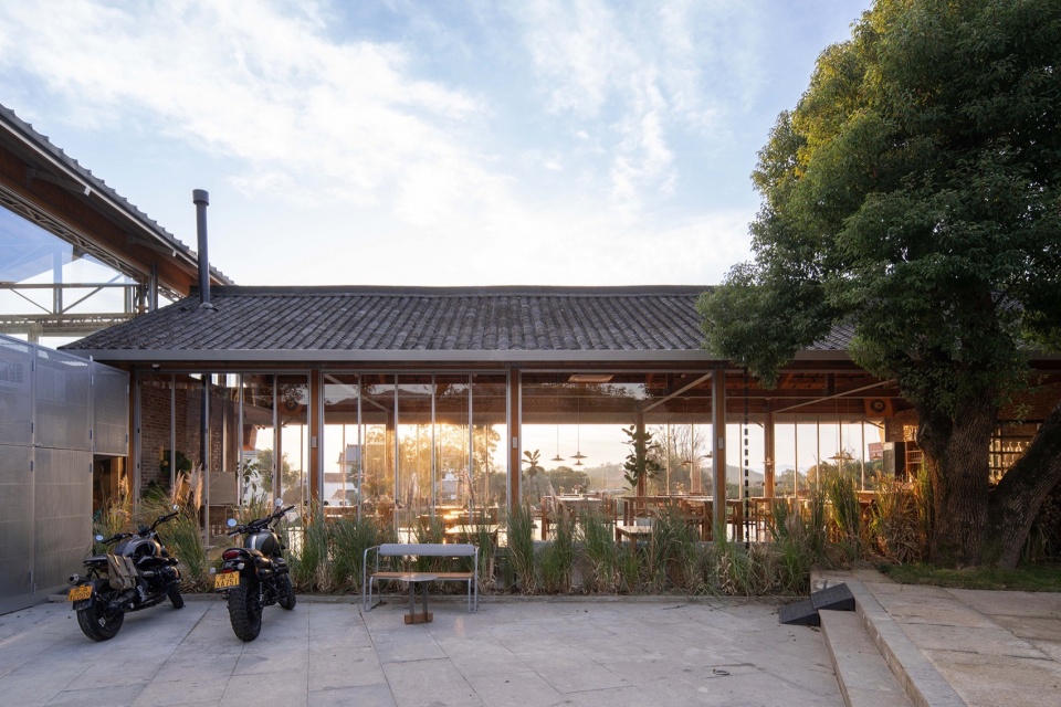33 coffee 2 0 by hill architecture