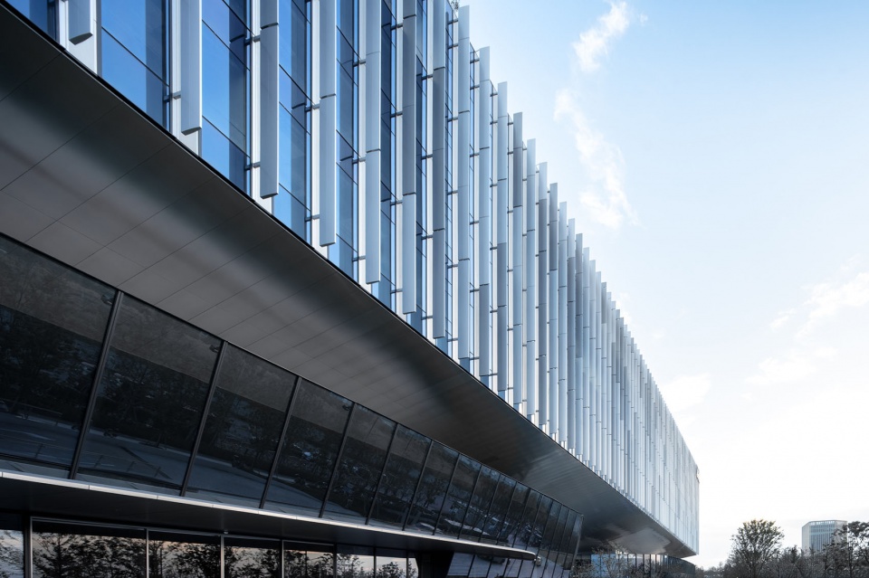 Shanghai Midea