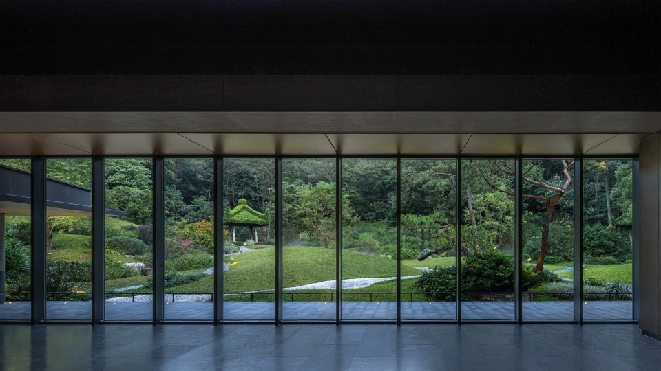 Yunxi Ex situ Conservation Demonstration Area of South China National Botanical Garden Nature Education Center by ARCHITECTURAL DESIGN RE...