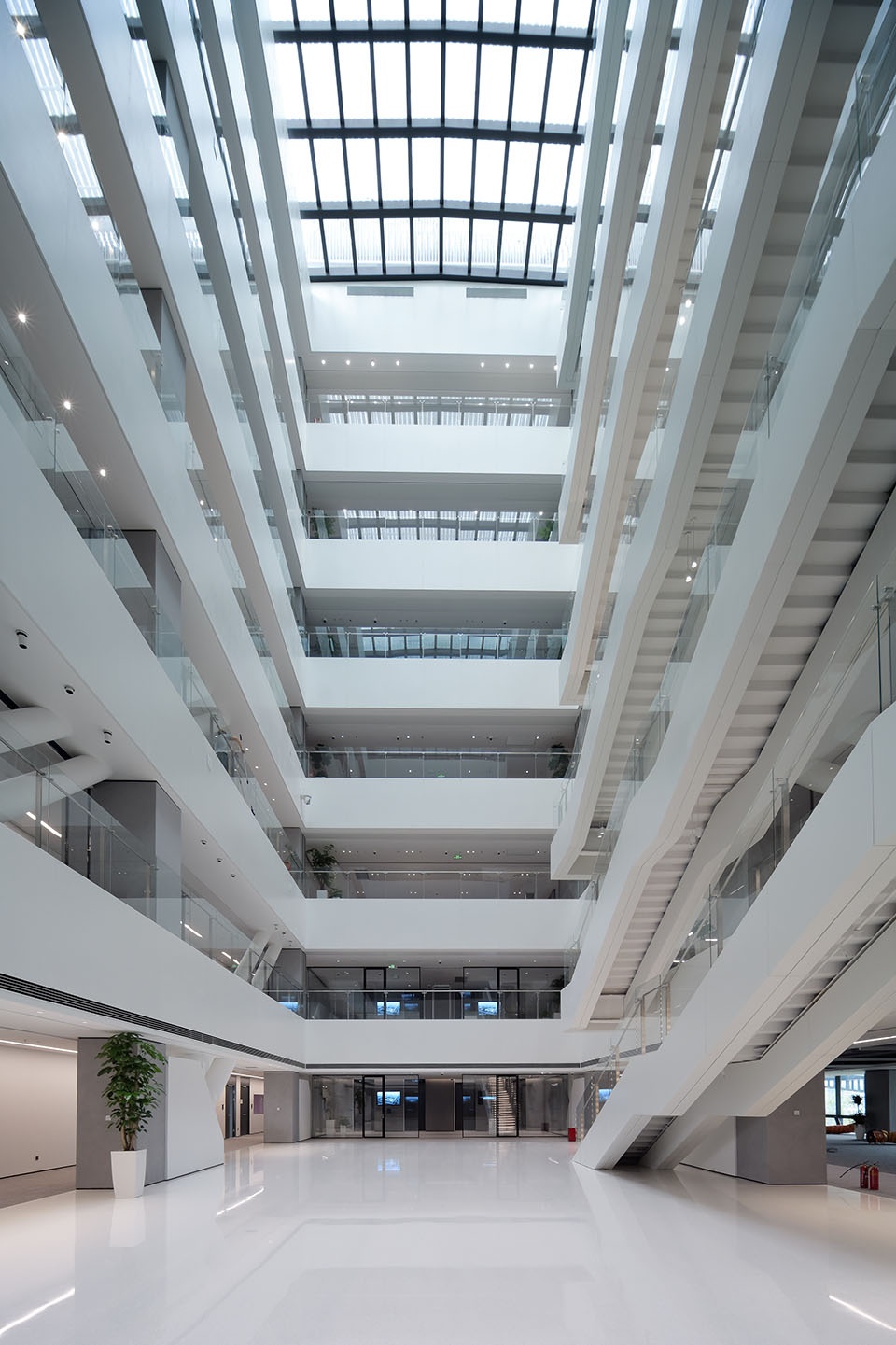 Shanghai Midea