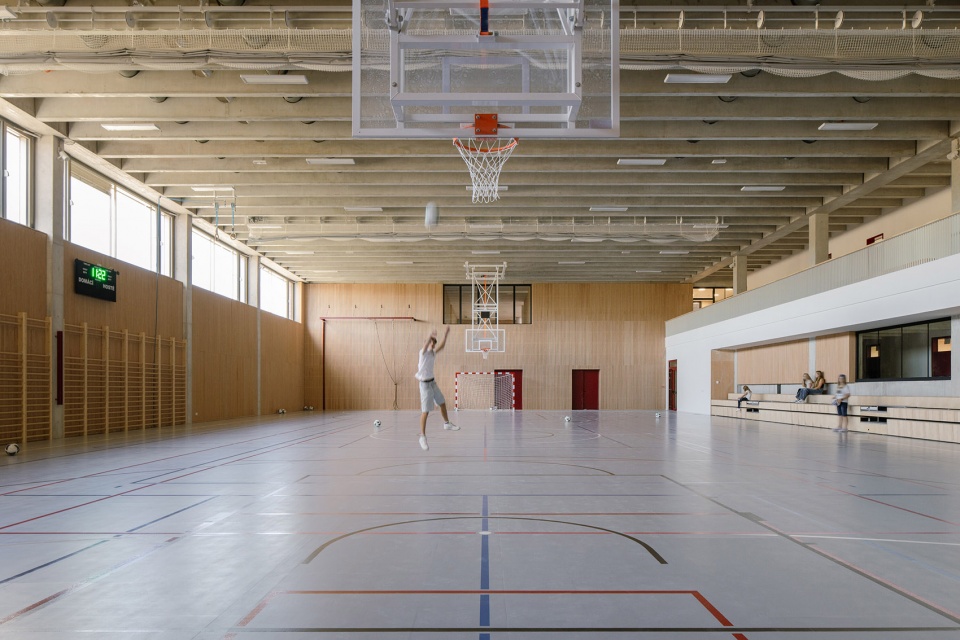 Union school VIDA by OVA