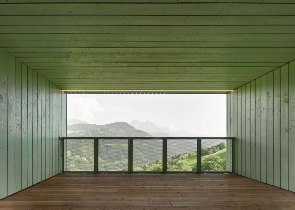a green bridge by roland baldi architects