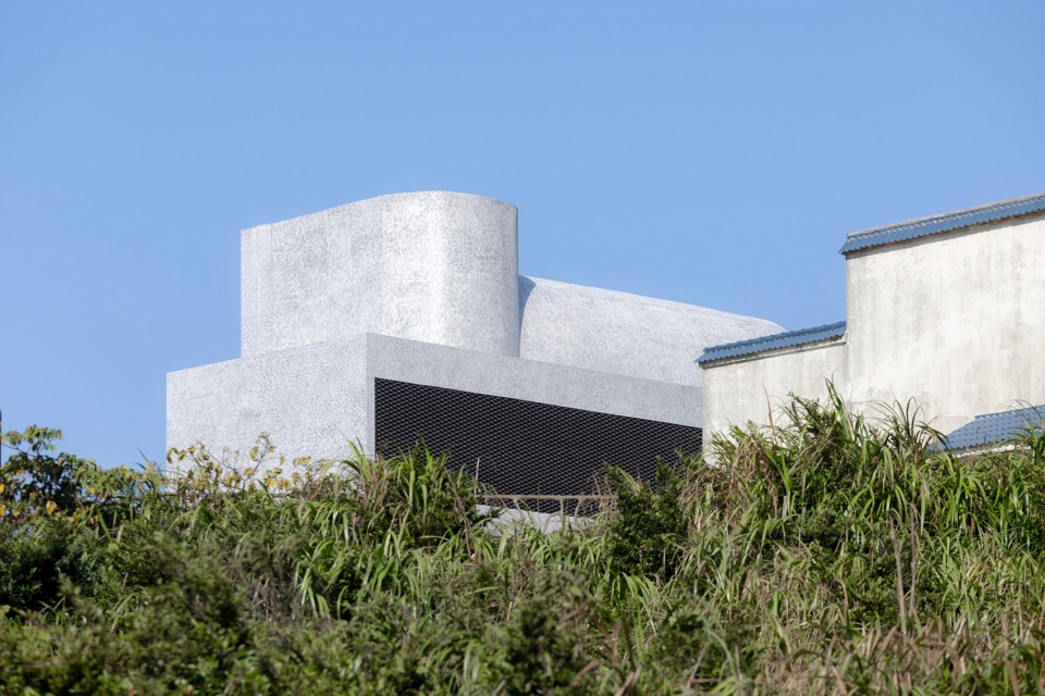 Tianhu Lake Lodge reservoir management building renovation by tobe Architecture