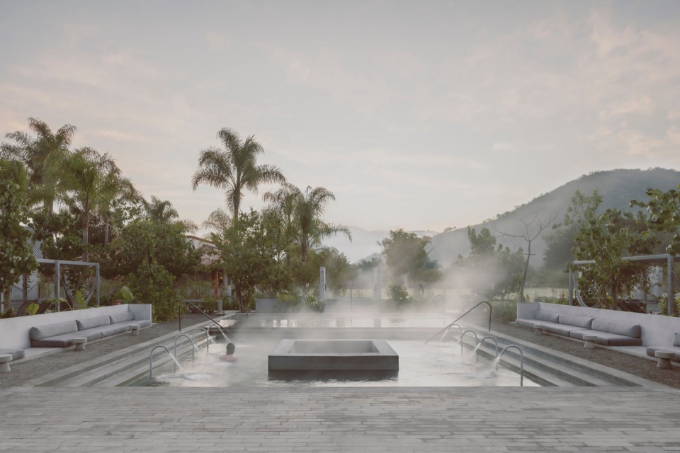 thermal garden by perez gomez arquitectura