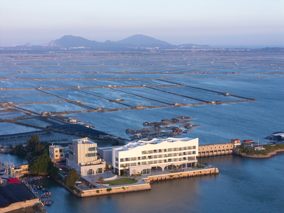 Dongshan West Bay Resort