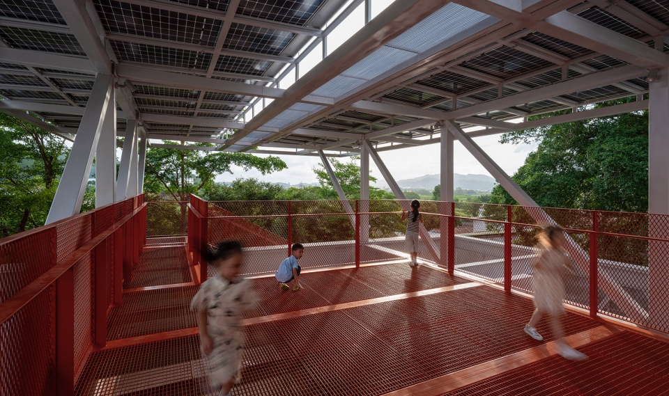 The Stage Reimagined in Qiangxia Village by Zizu Studio