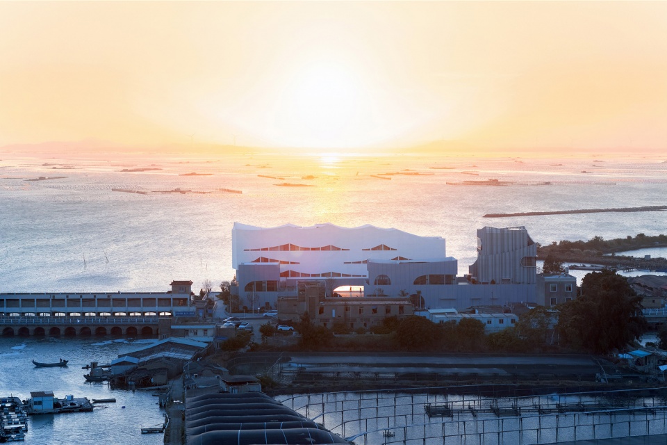 Dongshan West Bay Resort
