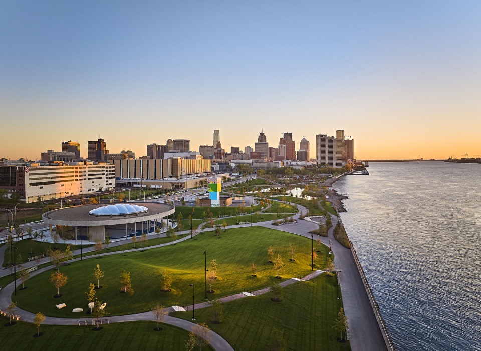 RCW. CENTENNIAL PARK