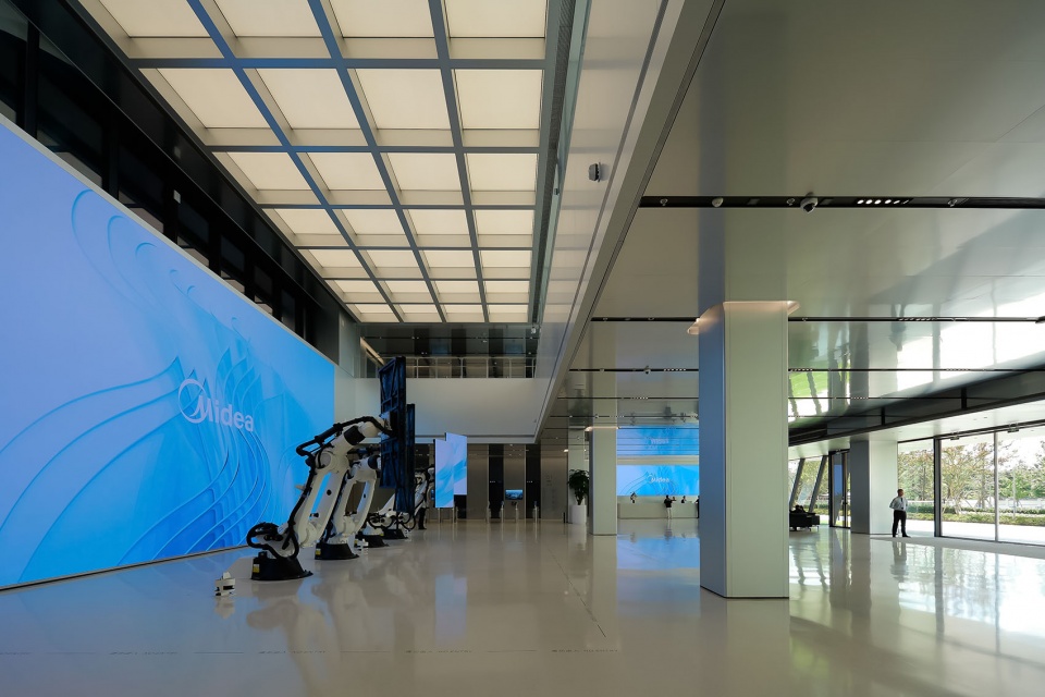 Shanghai Midea