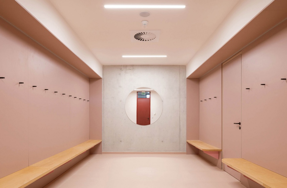 Union school VIDA by OVA