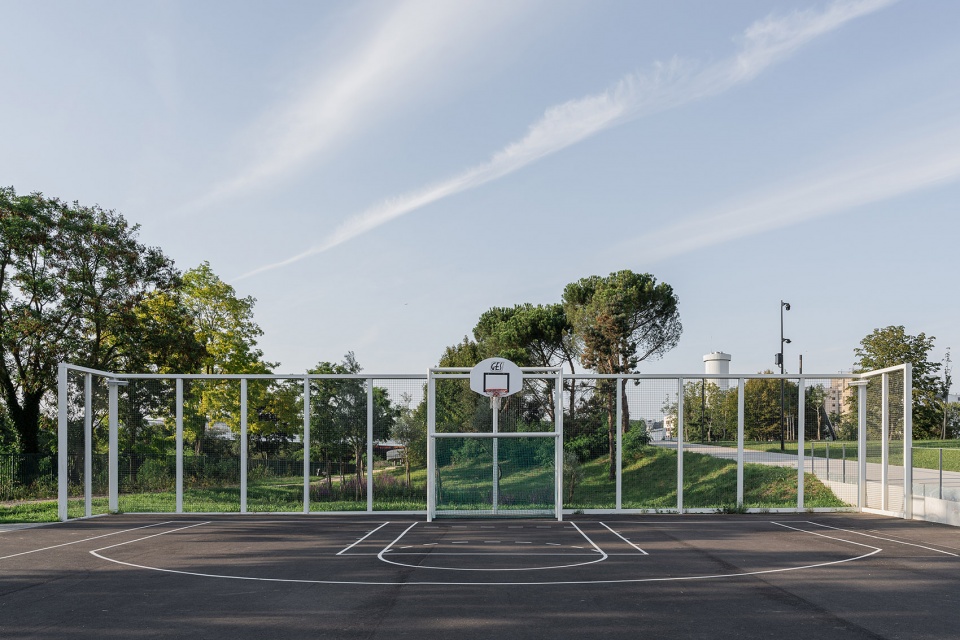 Redevelopment of the sports complex in Petit Quevilly 76 by OLGGA ARCHITECTES