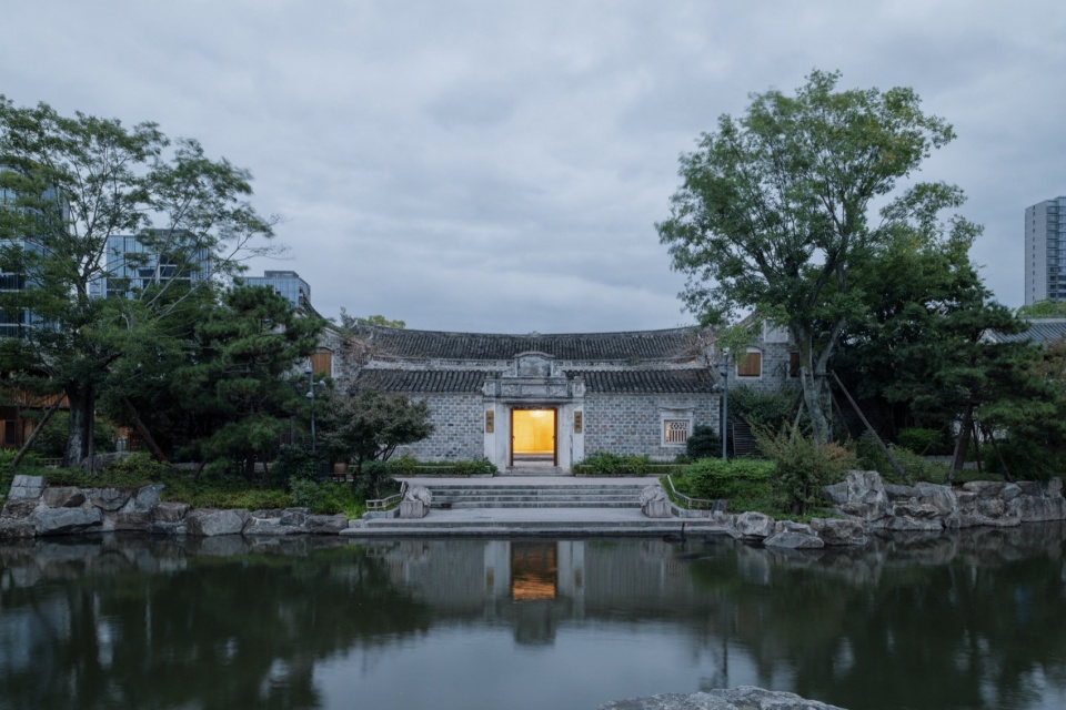 tai silk courtyard by co mileu deep origin lab