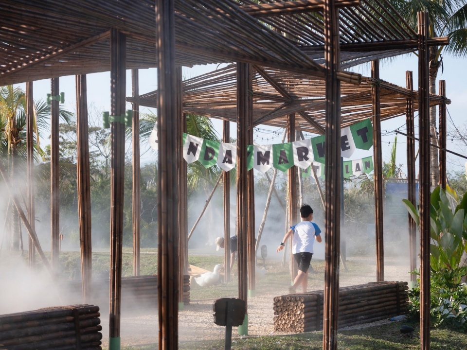 luxe waterland by yudao studio