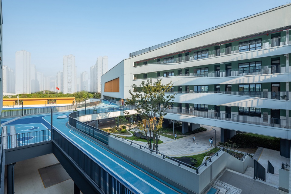 Ningbo Tong Dizhou Experimental School by cd studio