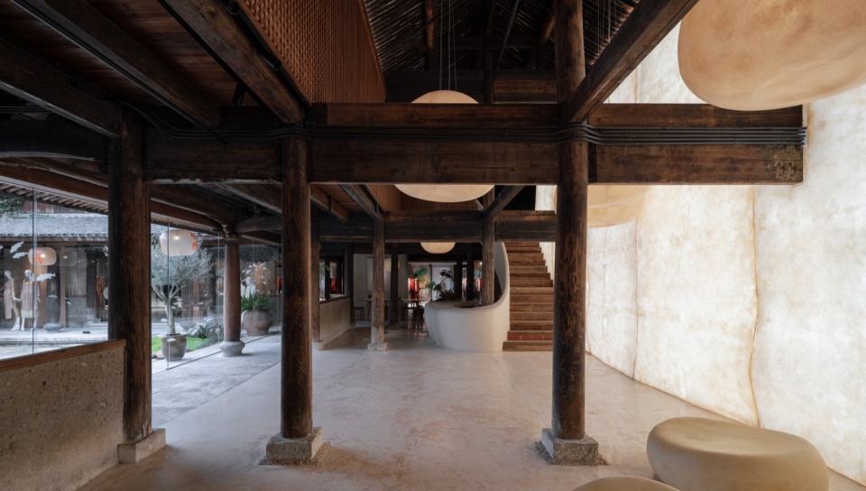 tai silk courtyard by co mileu deep origin lab