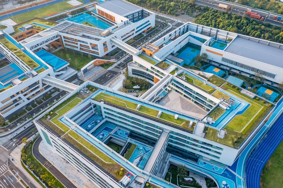 Ningbo Tong Dizhou Experimental School by cd studio