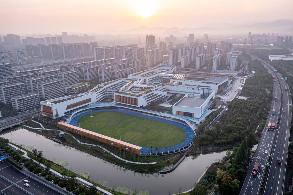 Ningbo Tong Dizhou Experimental School by cd studio