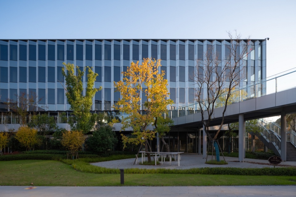 hangzhou alibaba nanhu future science park by ups