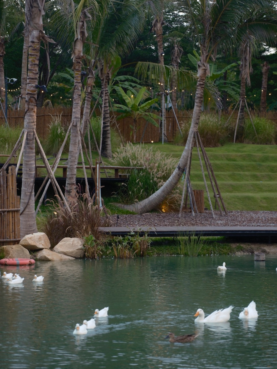 luxe waterland by yudao studio