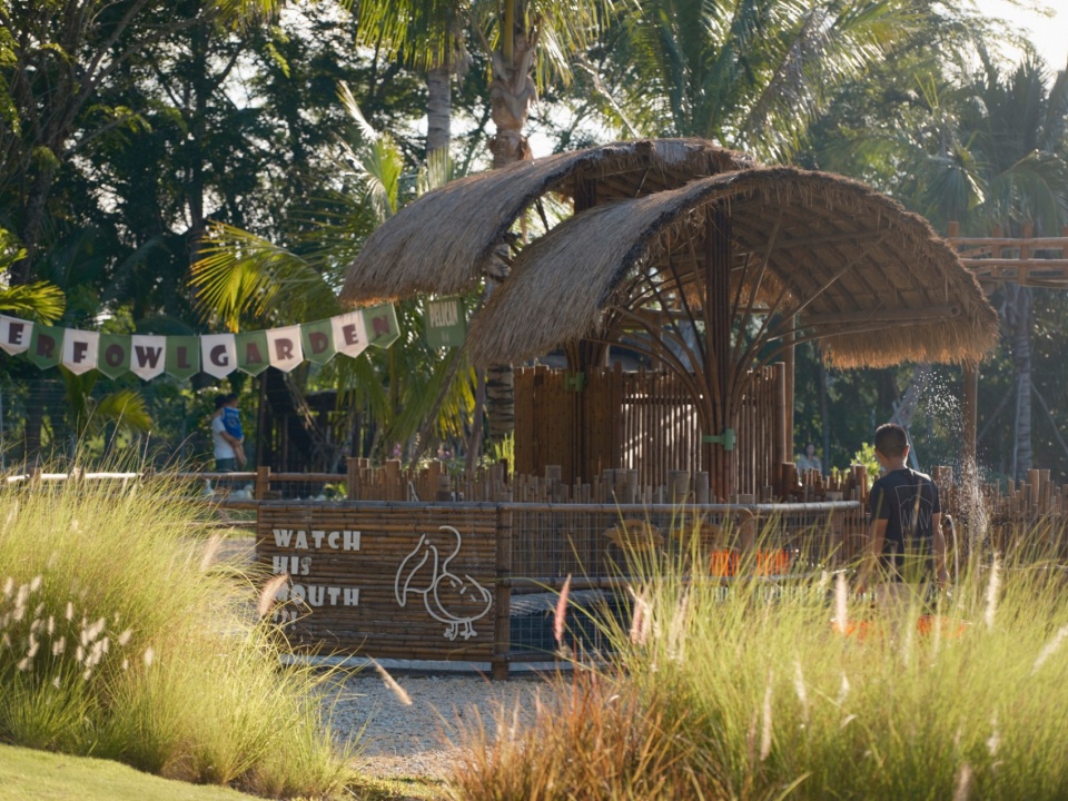 luxe waterland by yudao studio