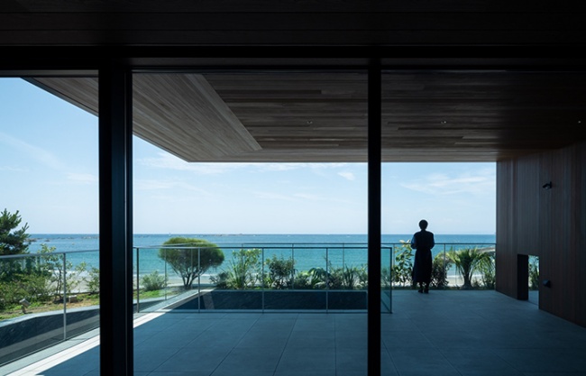 DIAMAS HAYAMA by APOLLO Architects & Associates Co., Ltd.