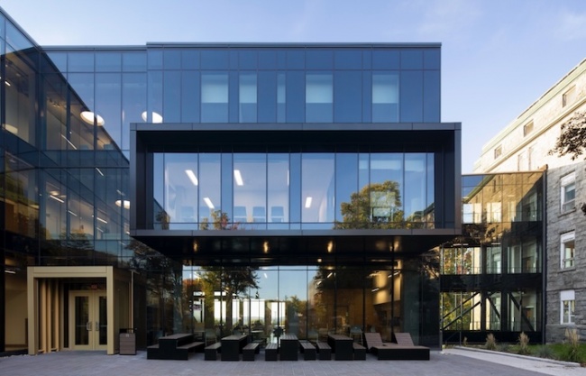 A New Teaching Pavilion at Hôtel-Dieu de Lévis by Anne Carrier Architectes