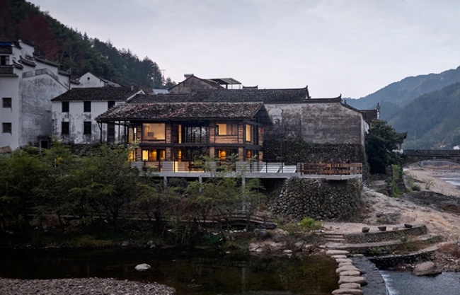 The Riverside Old House by Ref Architects + 0.5m Studio