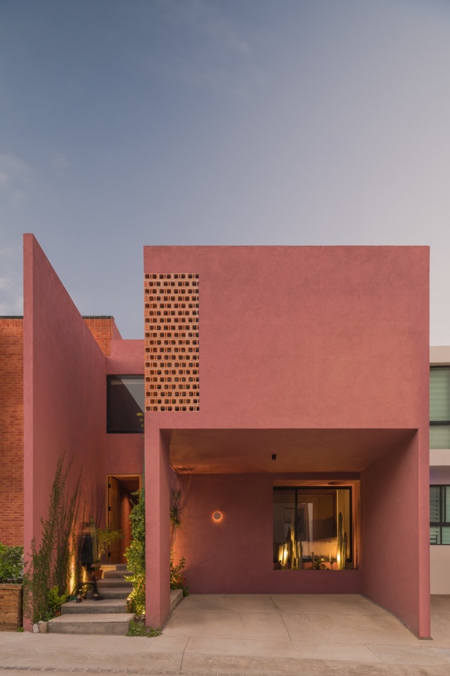 casa cardona by lgm studio