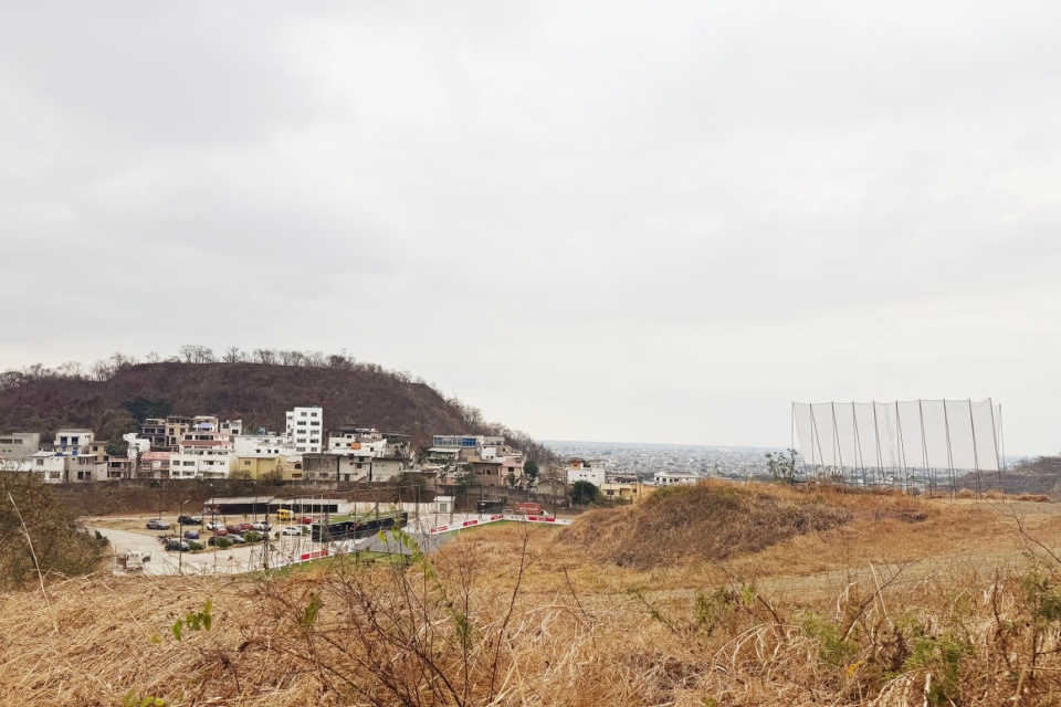Horizon Pavilion by Eletres Studio