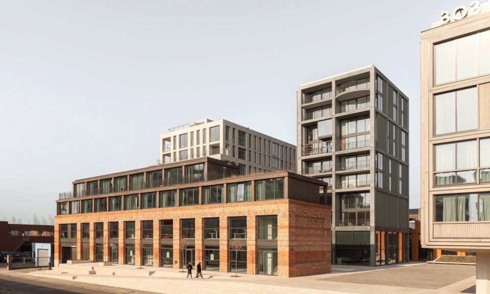 Republica by Marc Koehler Associates