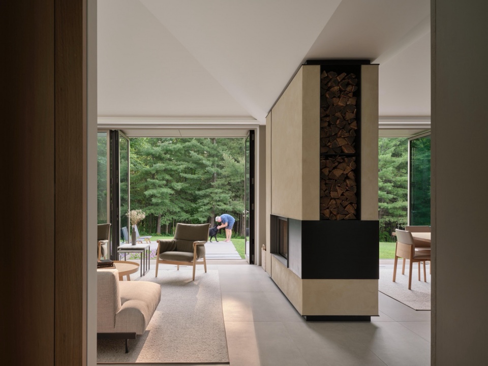 Ridge House by superkul