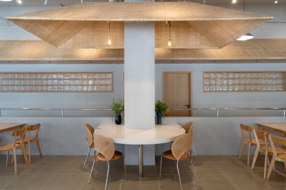Zhen Chuniang Urban Canteen by Je atelier
