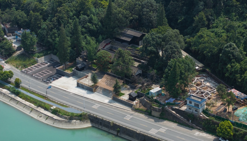 wen weng shrine renovation by un group