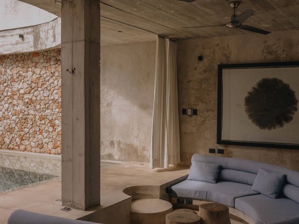 Casa Soskil by Ludwig Godefroy architect
