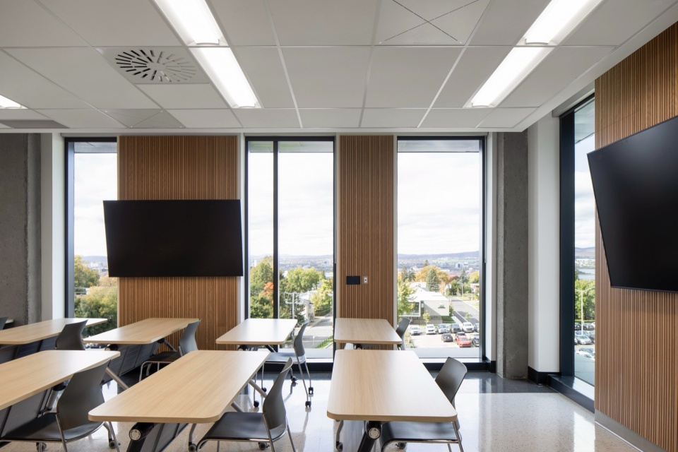a new teaching pavilion at hotel dieu de levis by anne carrier architectes
