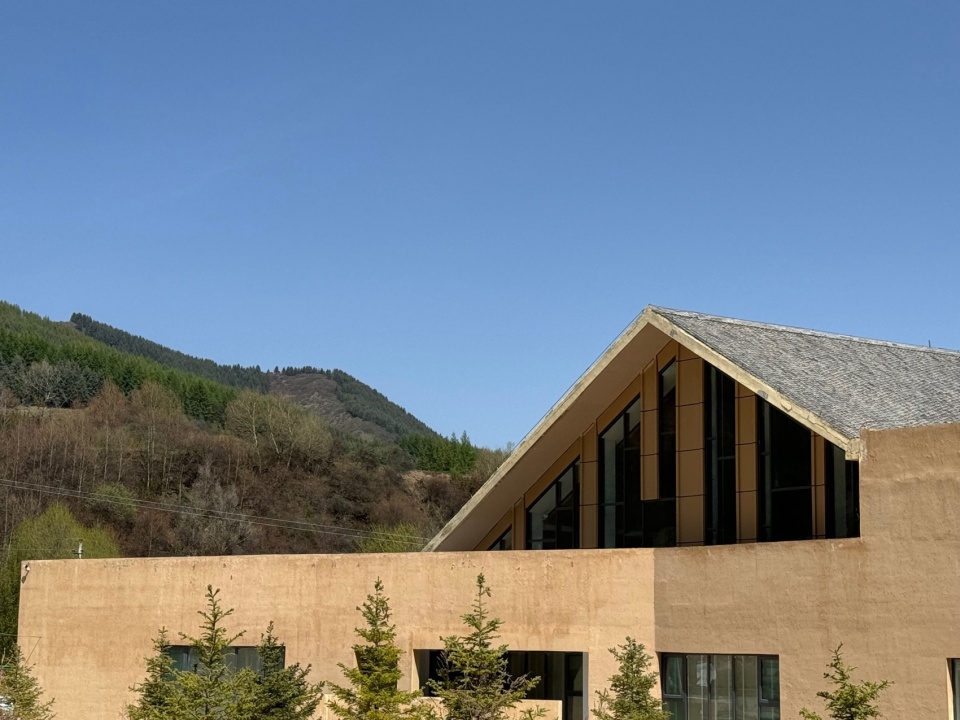 luojiagmo art museum by subtle architects of xauat