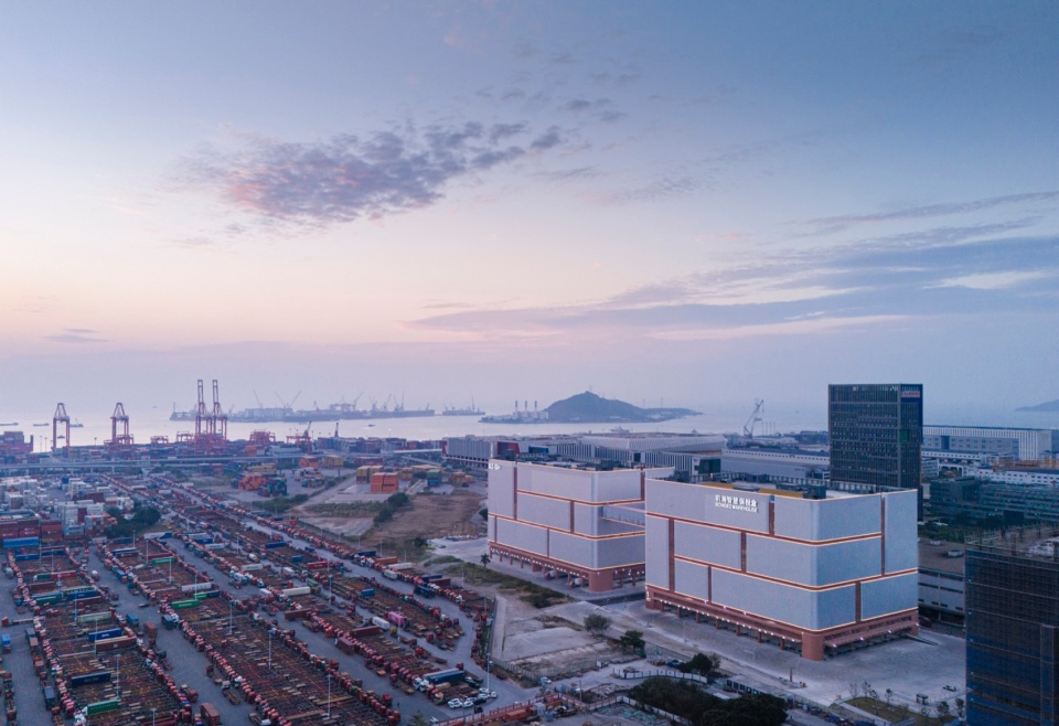 qianhai smart bonded warehouse by architectural design and research institute of scut co ltd