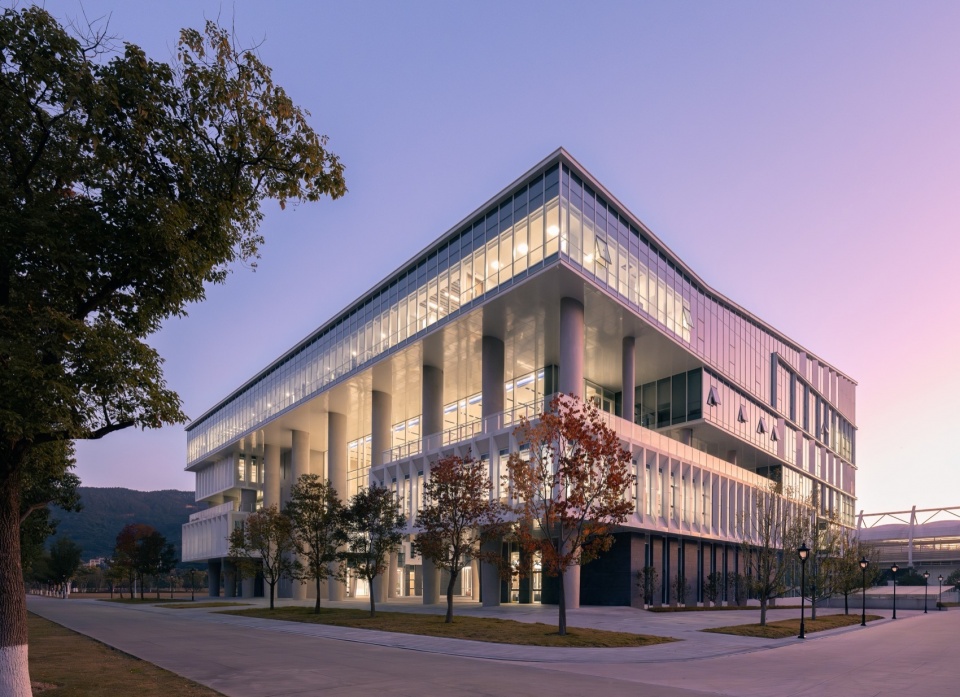 the science and technology building at wenzhou kean university by architectural design research institute of tsinghua university co ltd thad