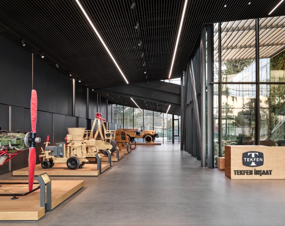 FNN Sustainability Center by ACARARCH