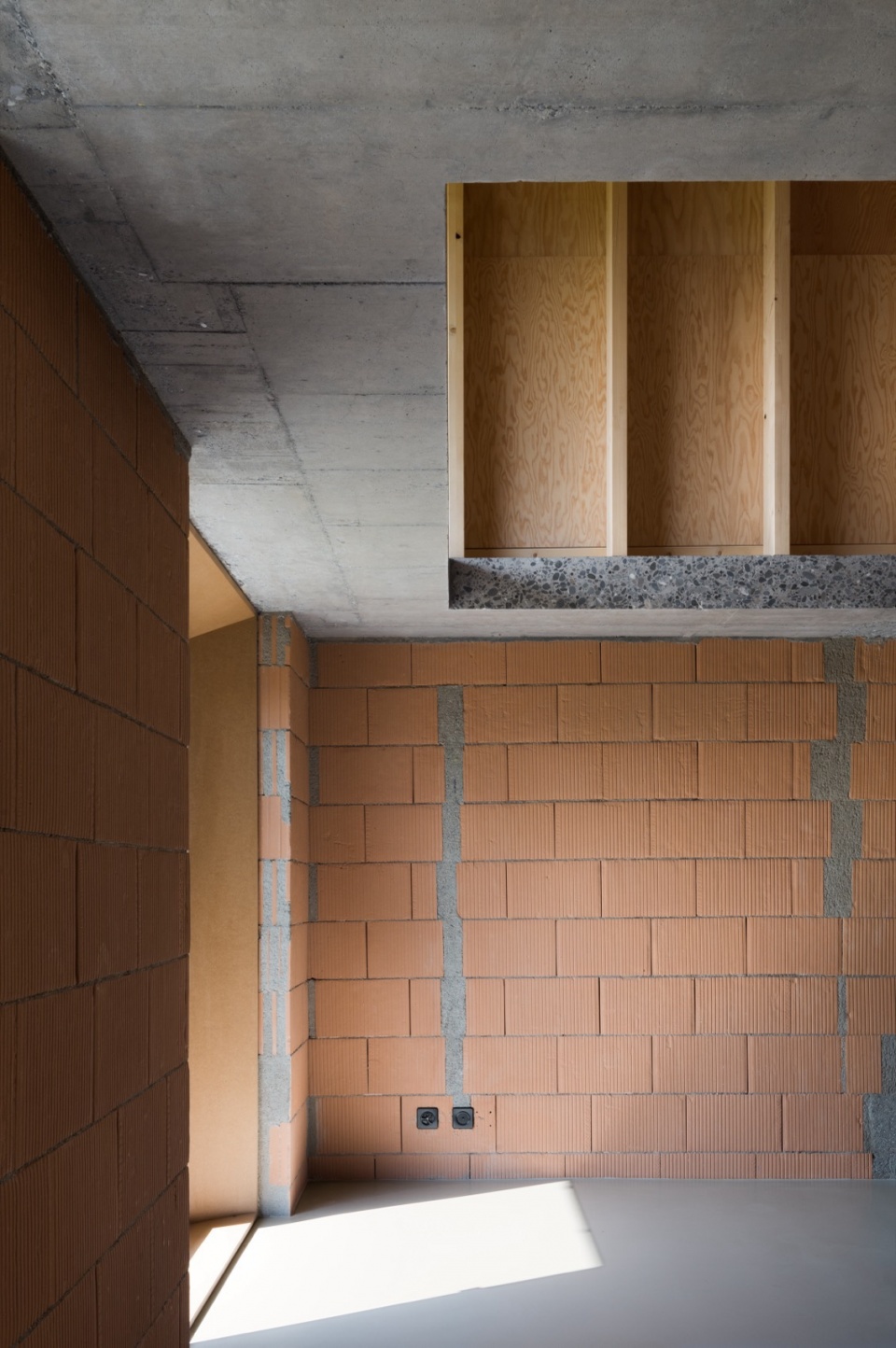 la creta farmhouse by bard yersin