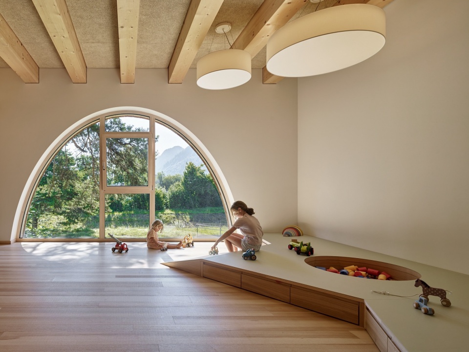 A house for children in a Pinegrove Christian Schmoelz Architekt
