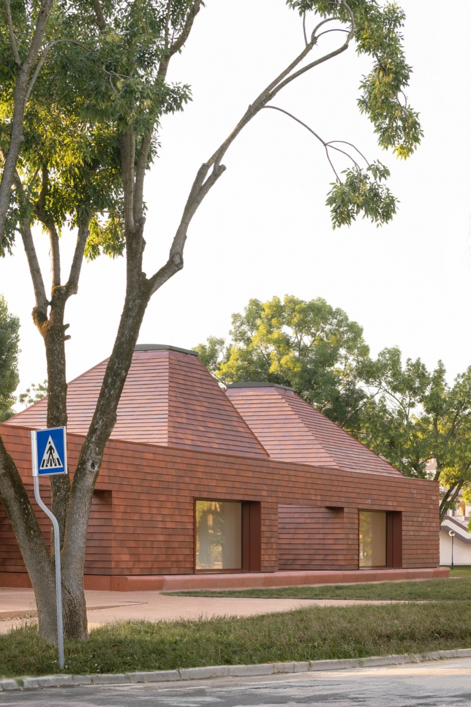 Kinder Rain kindergarten by AACM